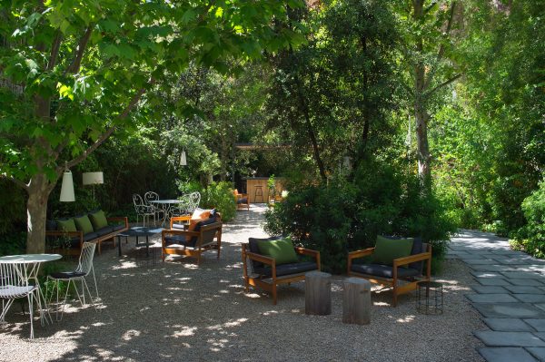 Jardin con encanto a escasos metros de Paseo de Gracia de Barcelona - Hotel Alma Barcelona 5 estrellas GL