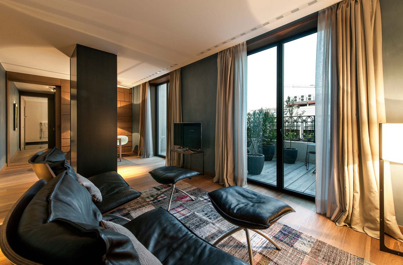 Habitación Alma Suite. Habitaciones de lujo en hotel 5 estrellas. En el centro de Barcelona.