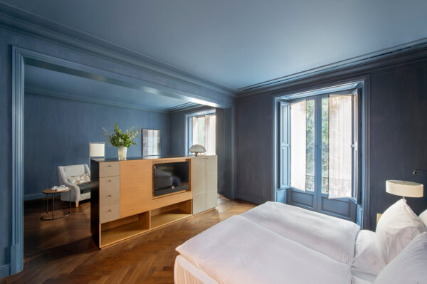 hotel 5 estrellas en barcelona dentro