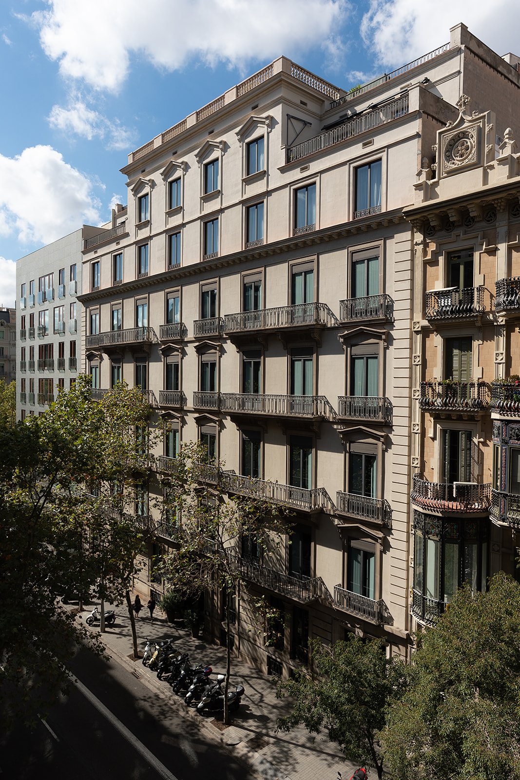 fachada hotel alma
