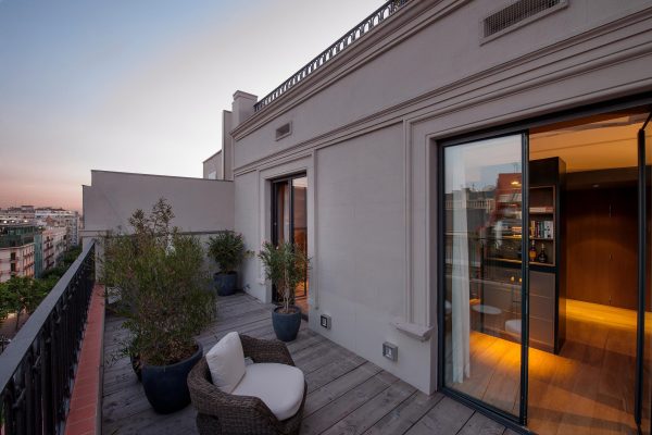 terraza hotel 5 estrellas barcelona