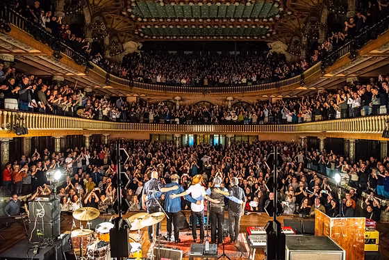 Banco Mediolanum Guitar BCN